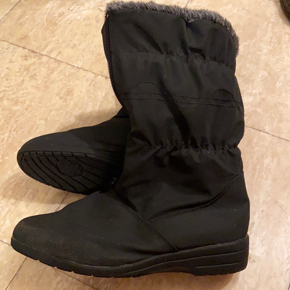 Winter boots